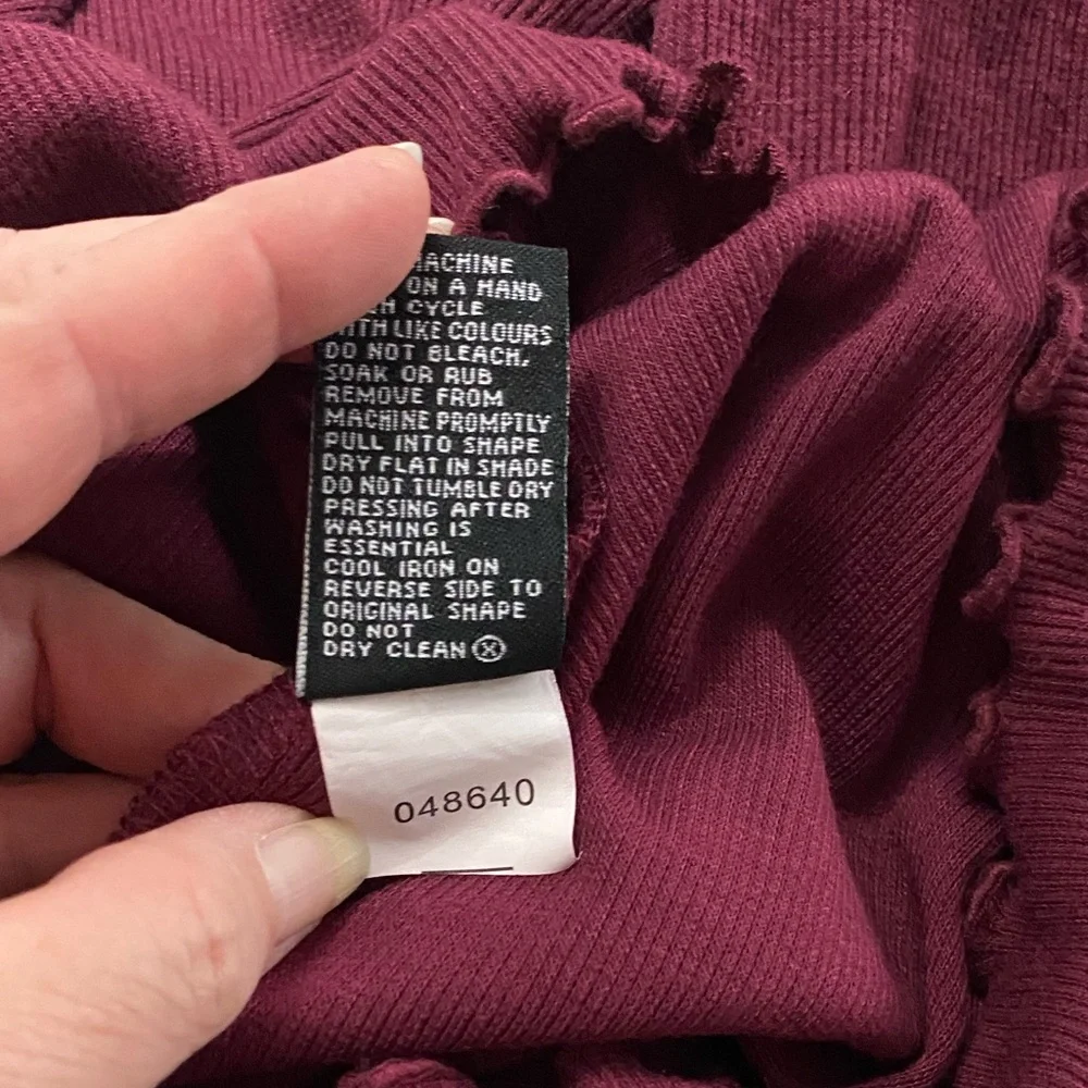 Sportsgirl - Maroon Skivvy - Picture 5 of 6